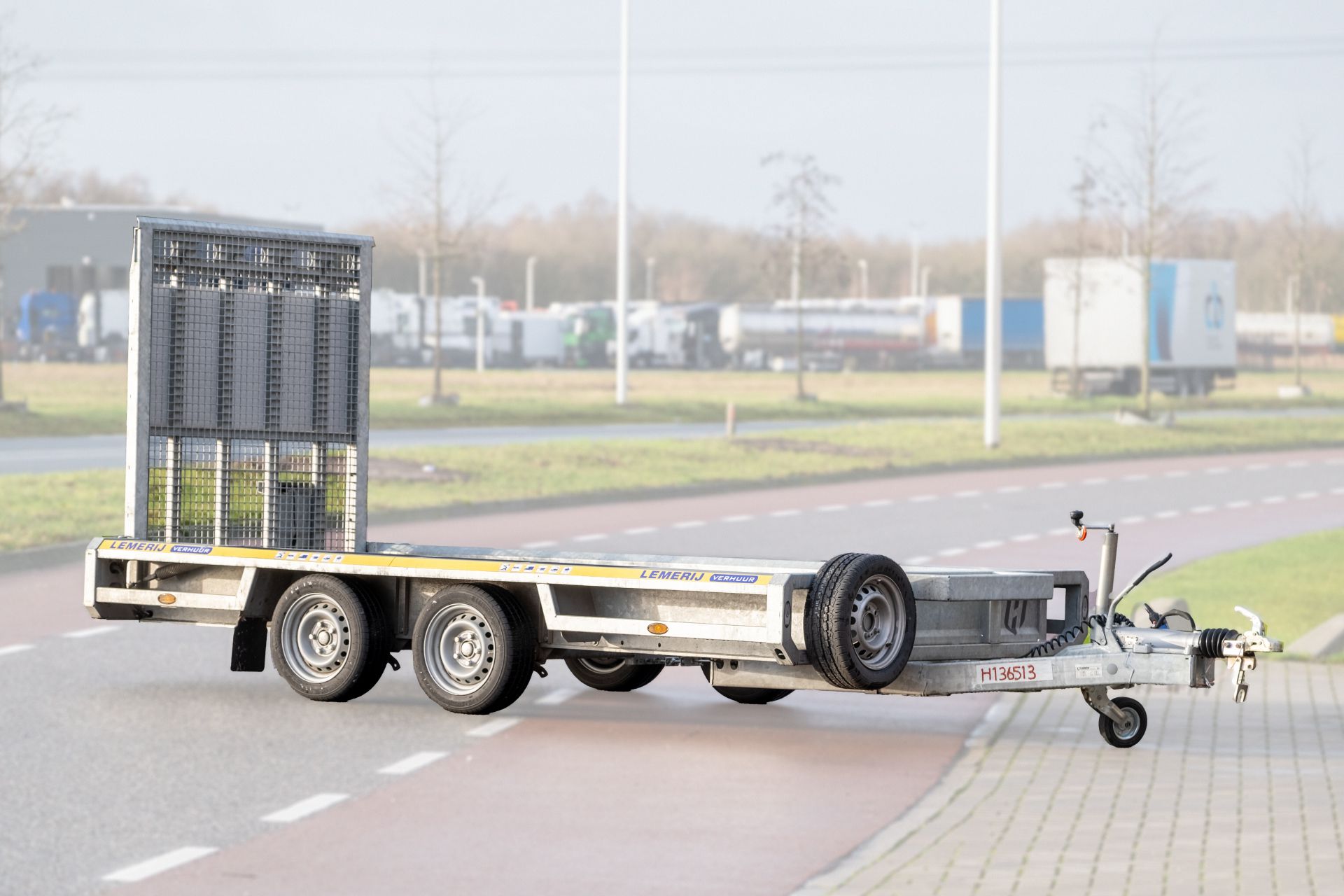 Machinetransporter; met lange oprijklep; vloer 149 x 350 cm