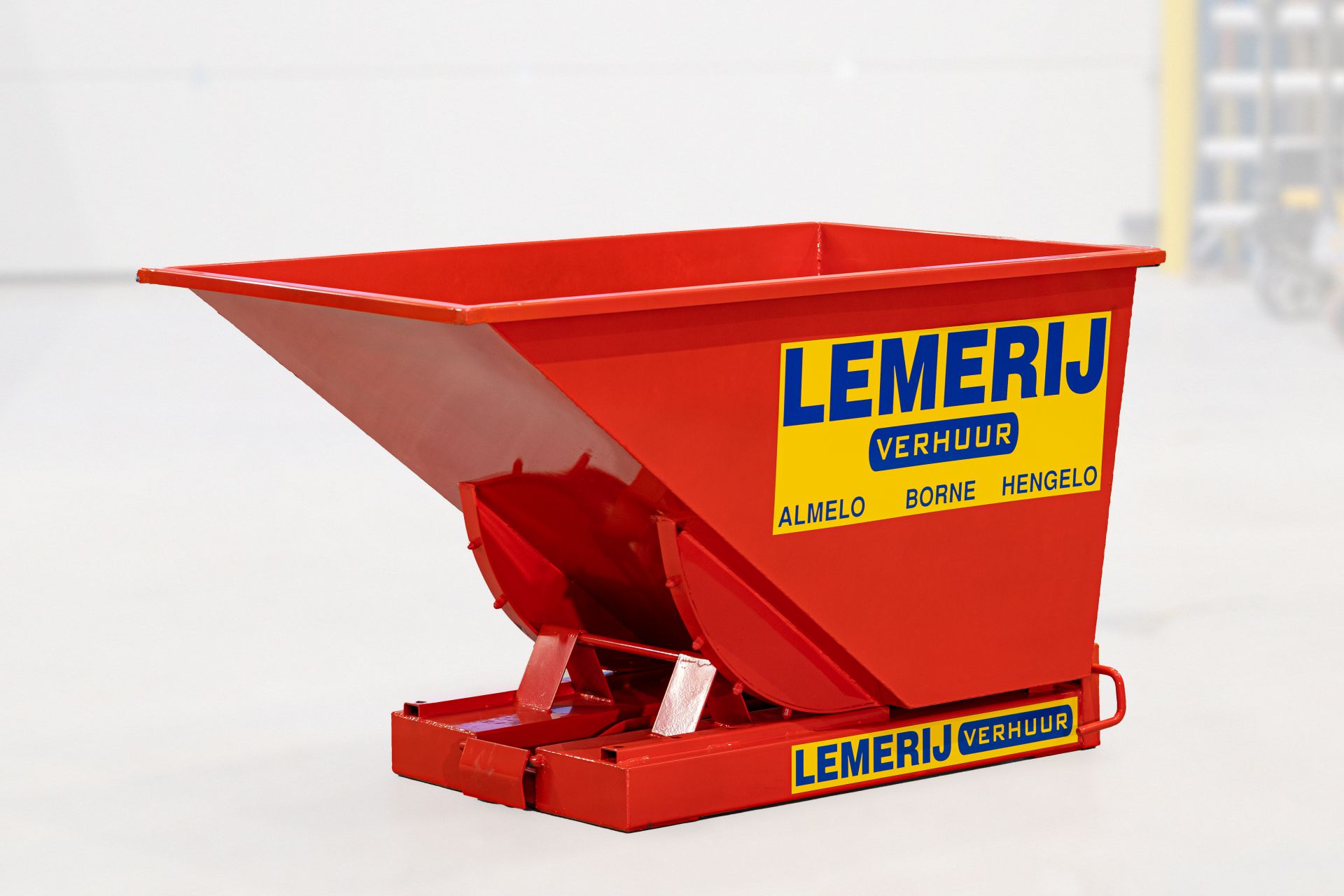 Kantelbare afvalbak ; 600 ltr. ; voor truck