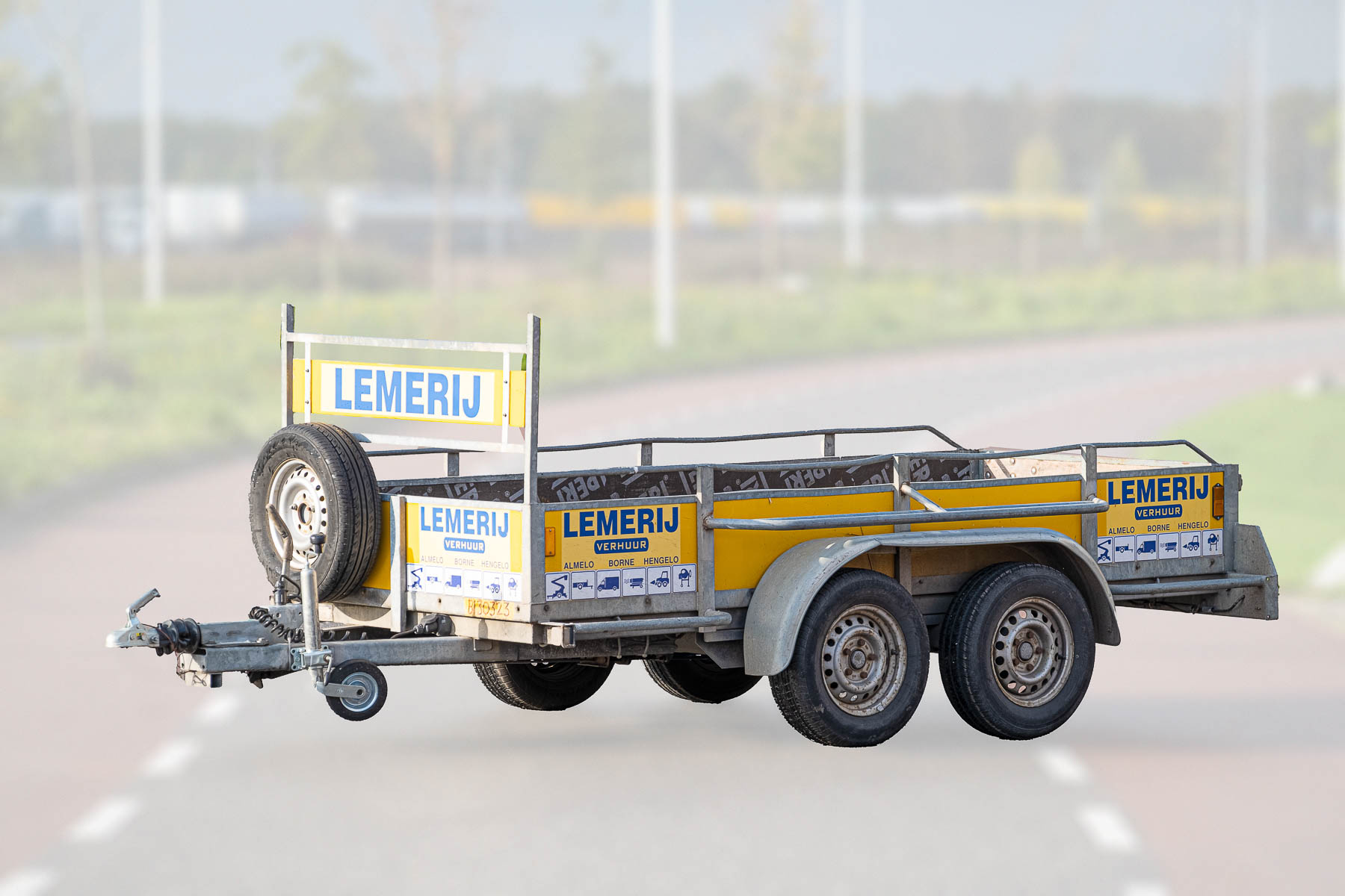 Open aanhangwagen ; inw.maten: 130x300 cm ; Laadvermogen: 1500 kg