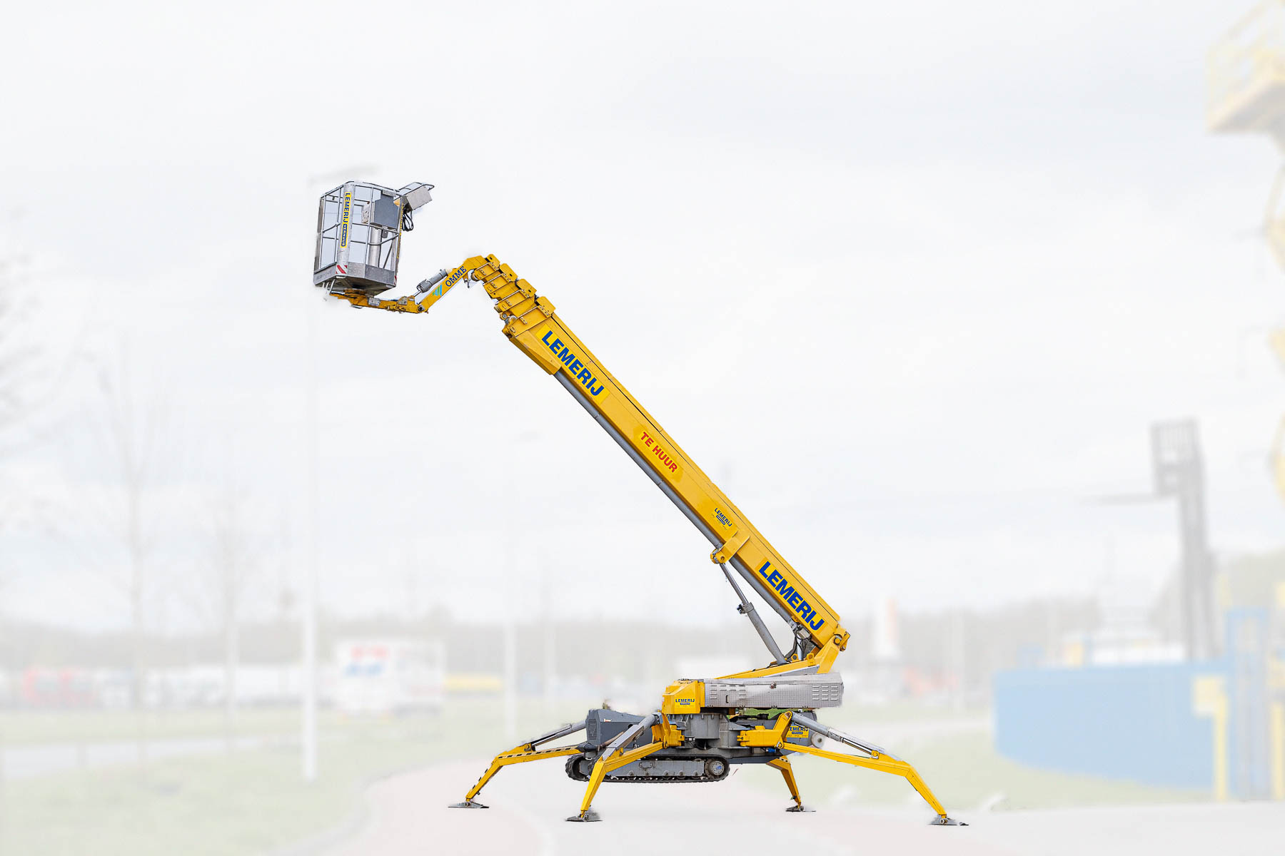 Rupshoogwerker - Telescoop ; Accu / diesel ; w.h. 26 m