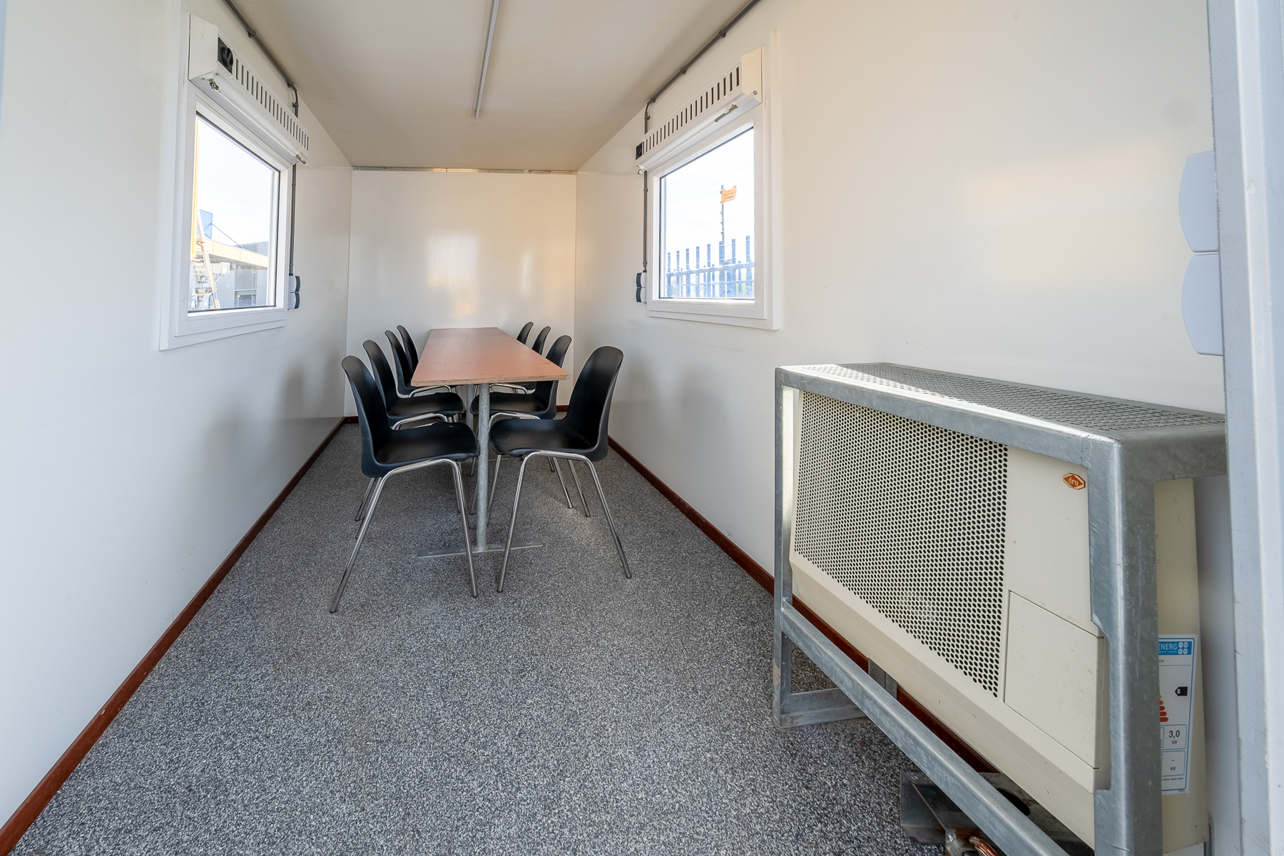 Schaftwagen; snelverkeer; 8 persoons