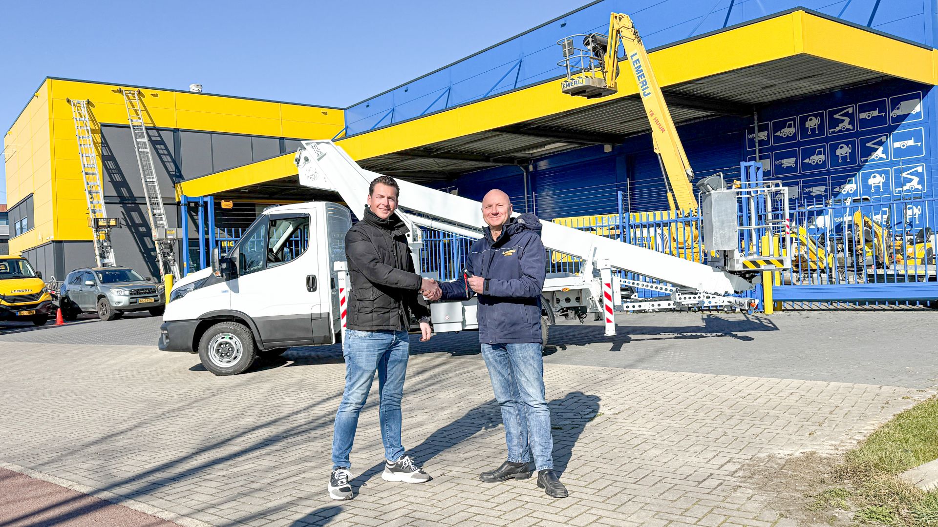 Nieuwe autohoogwerker