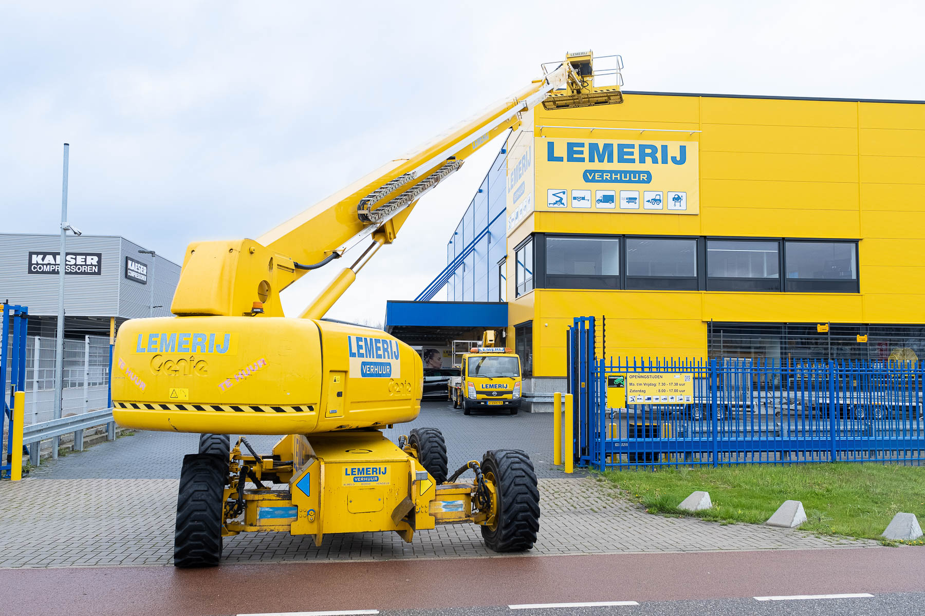 Telescoophoogwerker ; diesel (4x4x4) ; w.h. 34 m 